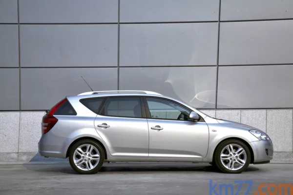 Precut Tint Film Kit For Kia Ceed Station Wagon From 2008 2011 Precut tint film kit for Kia Ceed Break from 2008-2011