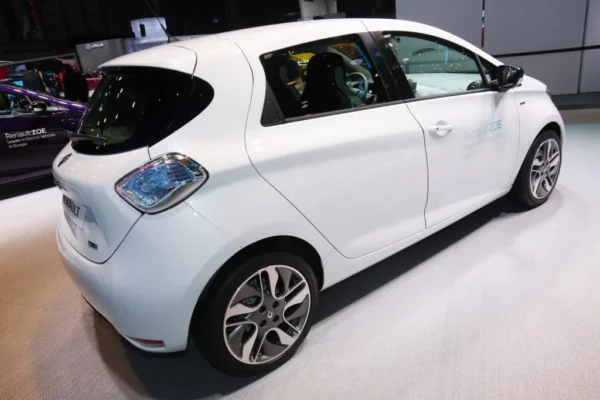 Precut Tint Film Kit For Renault Zoe 5 Doors From 2013 2024 Precut tint film kit for Renault Zoe 5 Doors from 2013-2024