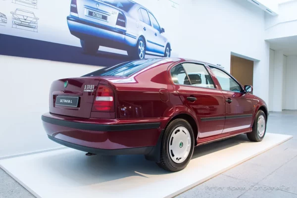 Precut Tint Film Kit For Skoda Octavia 5 Doors From 1997 2004 Precut tint film kit for Skoda Octavia 5 Doors from 1997-2004