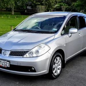 Precut Tint Film Kit For Nissan Tida 5 Doors From 2005 2007 Precut tint film kit for Nissan Tida 5 Doors from 2005-2007