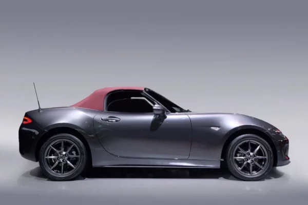 Precut Tint Film Kit For Mazda Mx5 Convertible Soft Top From 2017 2024 Precut tint film kit for Mazda Mx5 Convertible Soft Top from 2017 - 2024