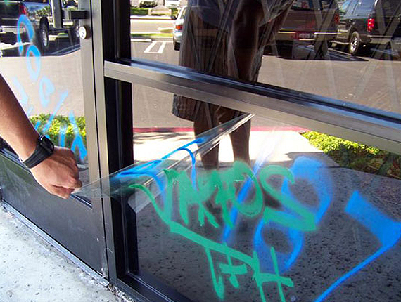 ARMOLAN Films Anti Graffiti
